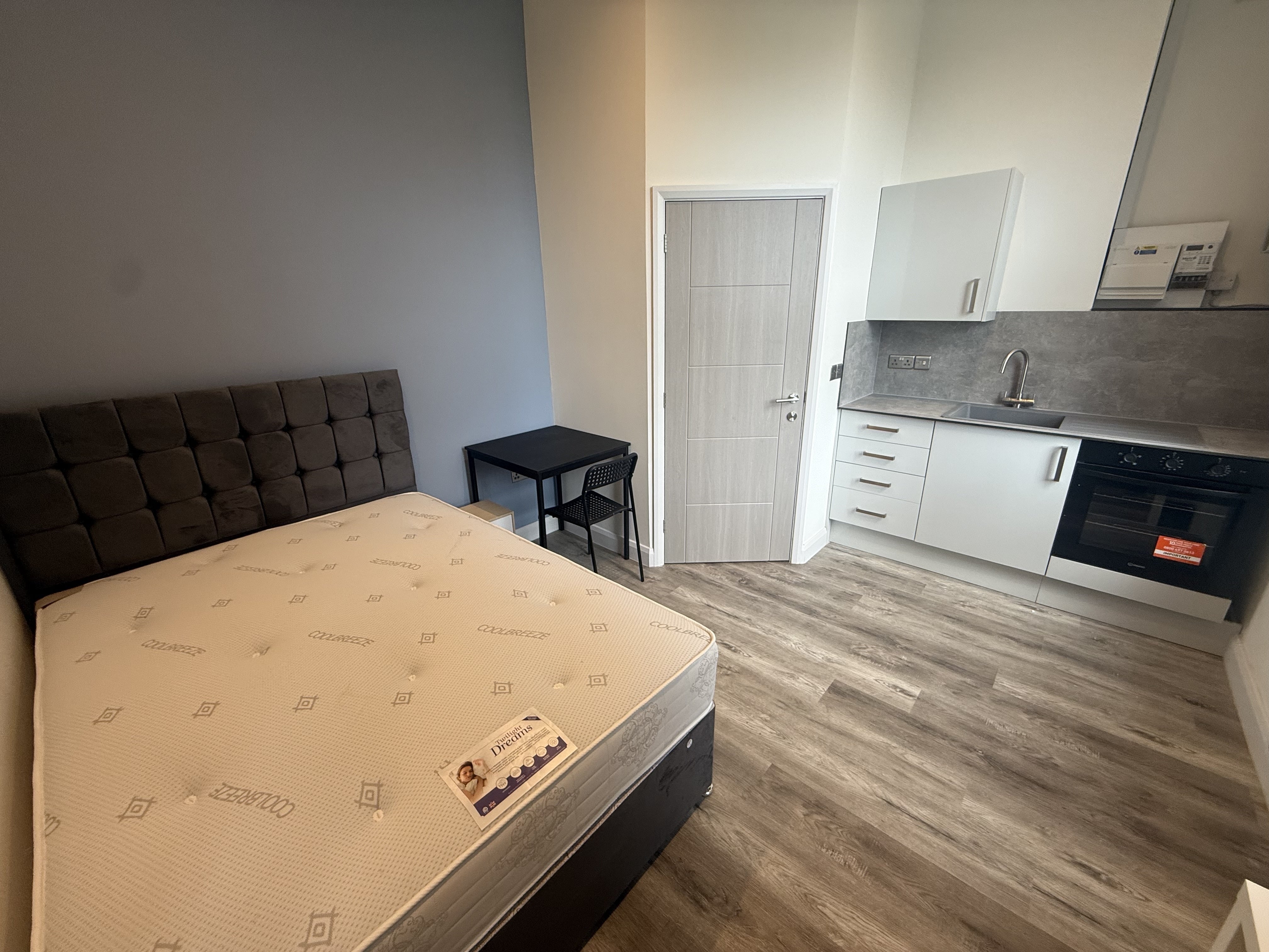 Flat Birkby Lodge Road in Kirklees