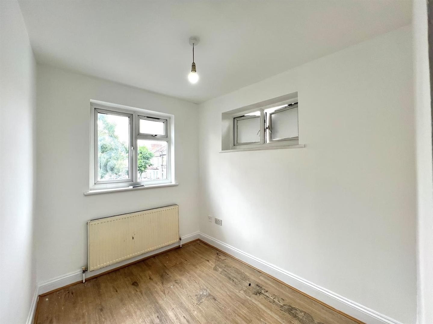 Flat Coleridge Road in Greater London
