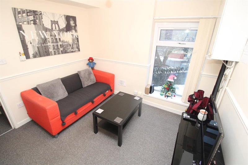 Room Stow Hill in Pontypridd