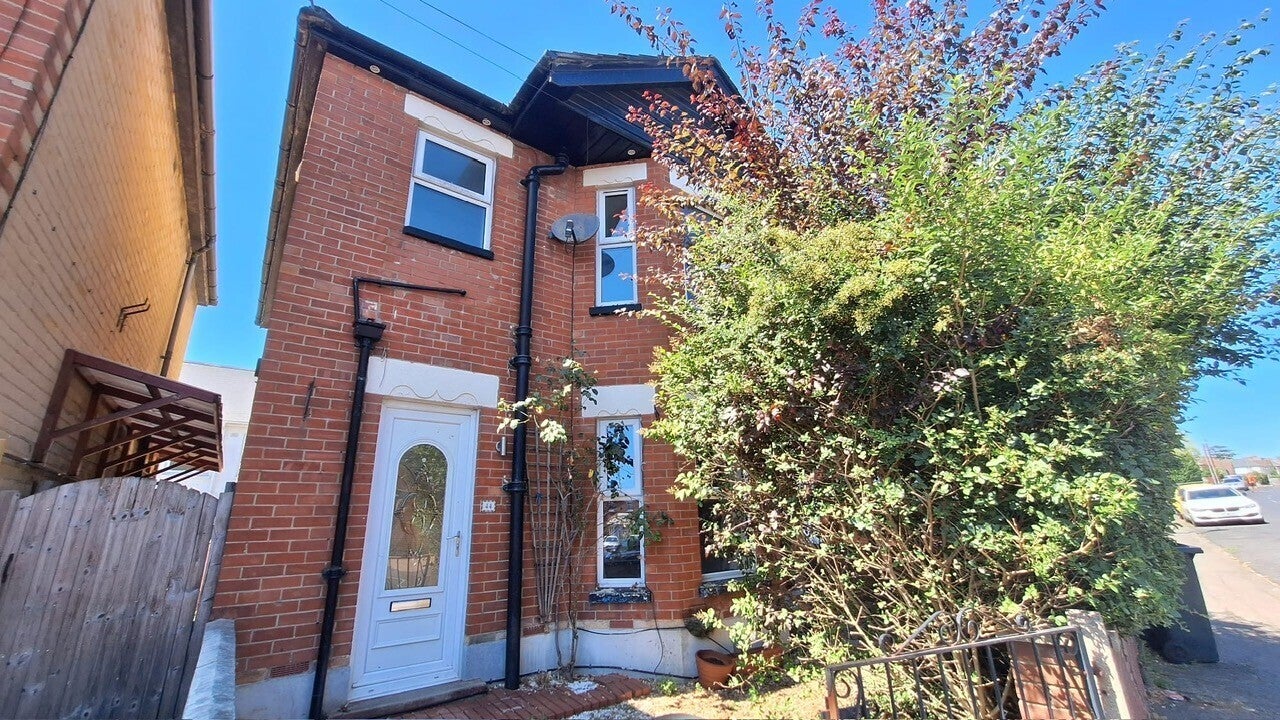 House Ripon Road in Bournemouth