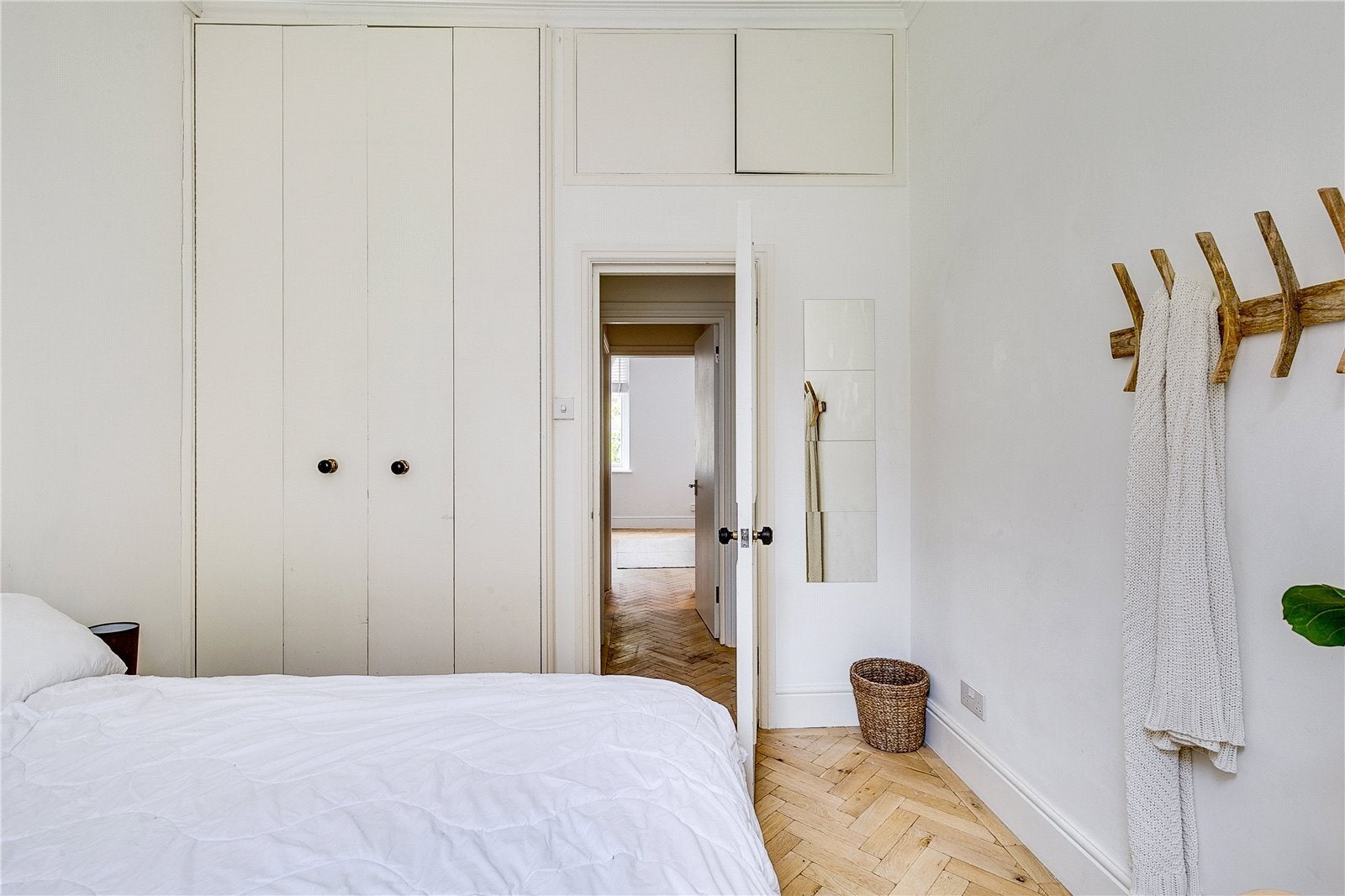 Flat Calthorpe Street in Greater London