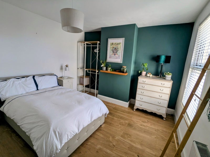 Room Teewell Hill in Bristol