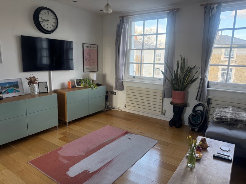 Room Mortimer Road in Greater London