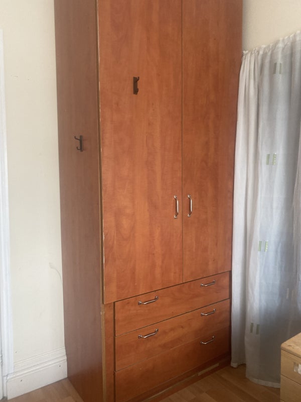 Room Vivian Avenue in Greater London