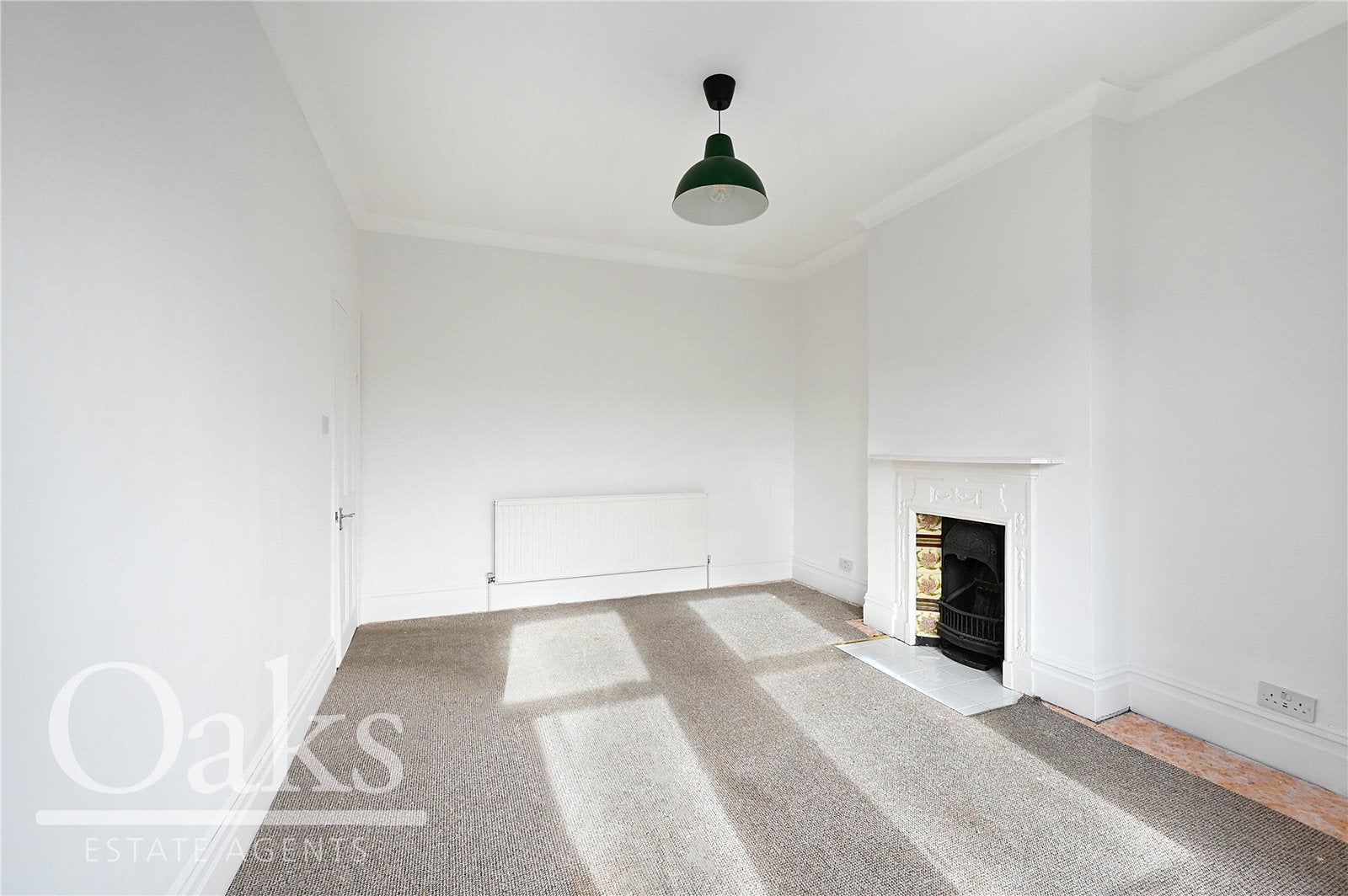 Flat Sidney Road in Greater London