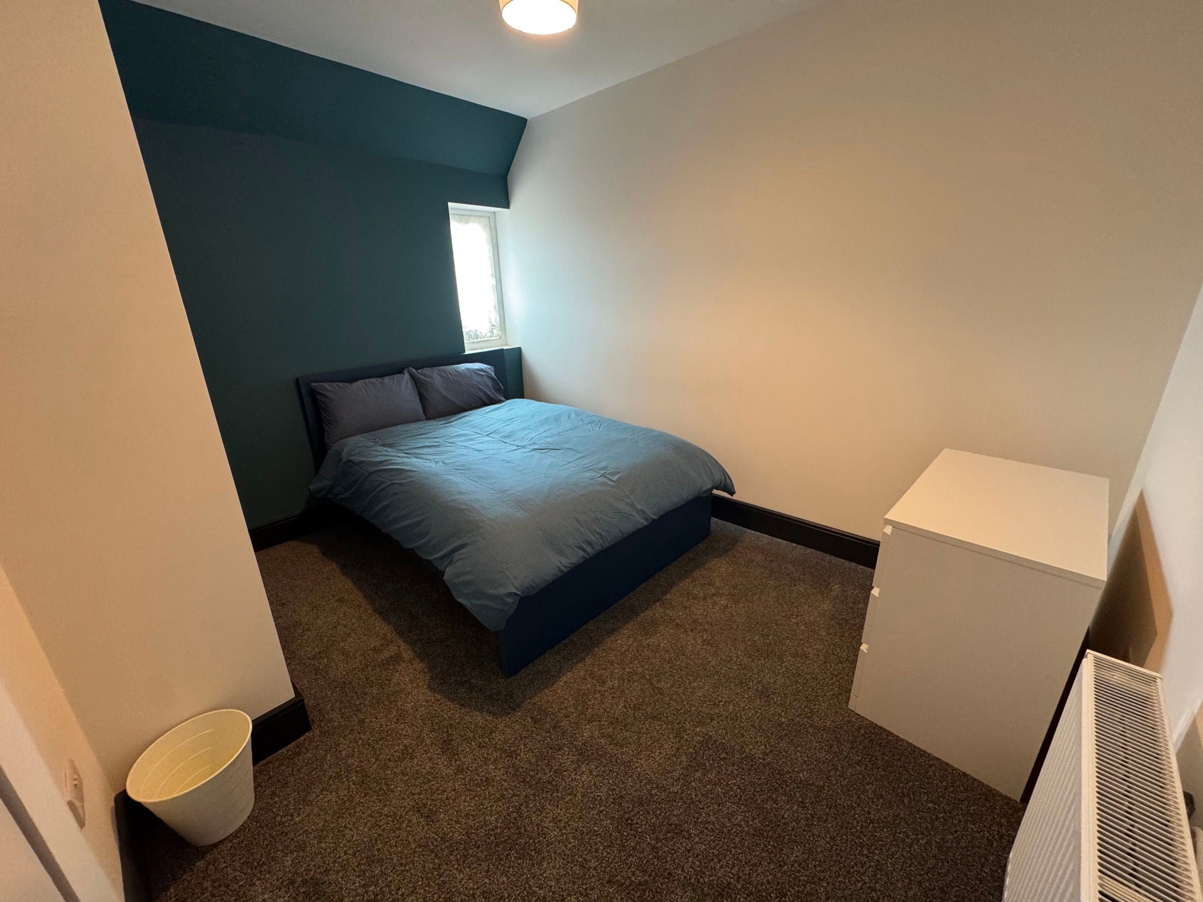 Room The Crescent in Doncaster