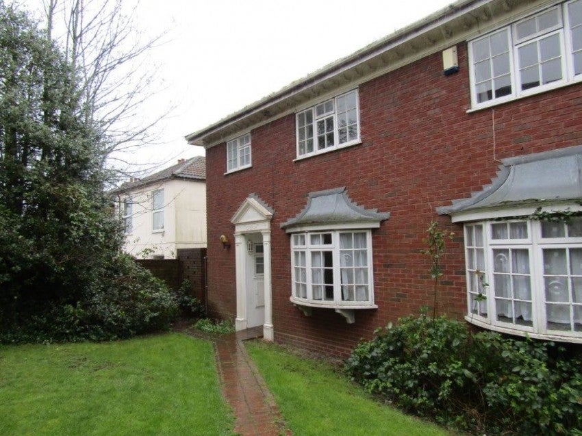 Room Belmont Road in Southampton