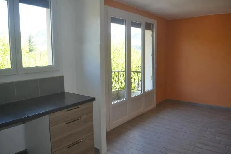 Appartement Viaduc de Millau à Creissels