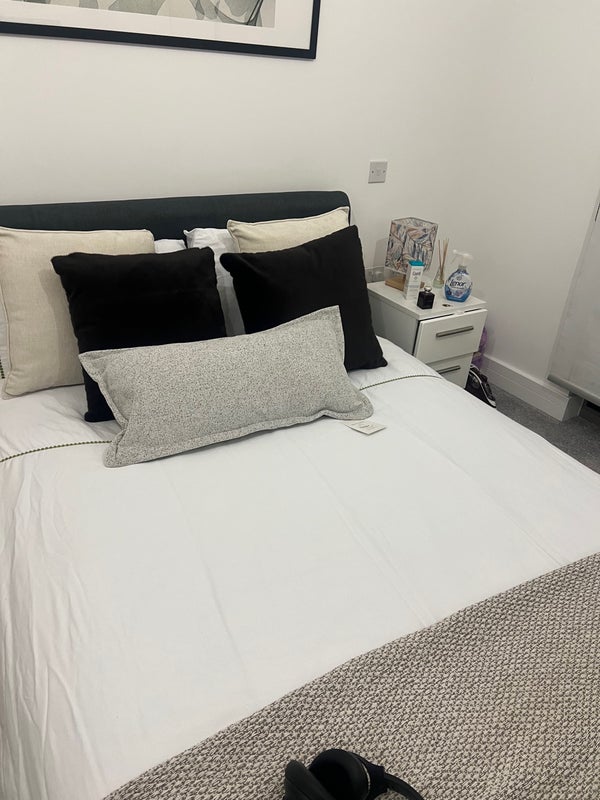 Room Rathbone Market in Greater London
