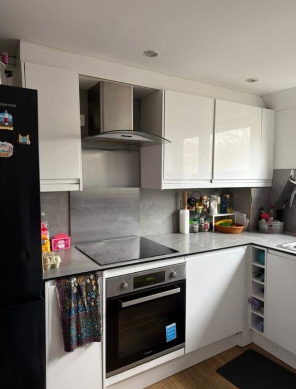 Room Abbey Street in Greater London