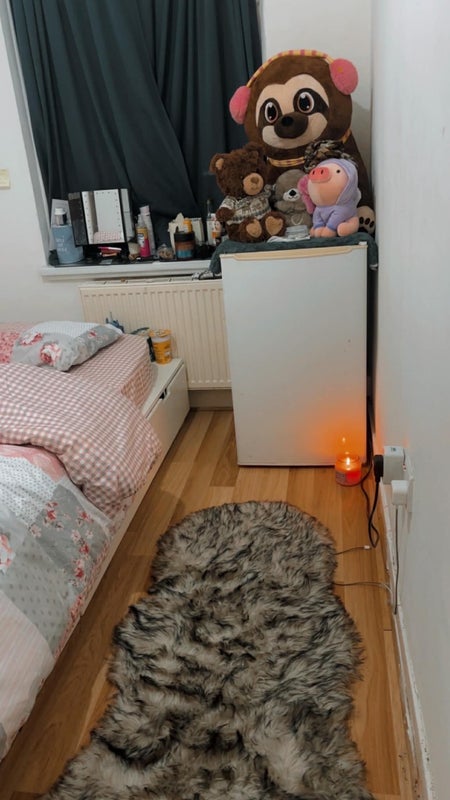 Room London Road in Greater London