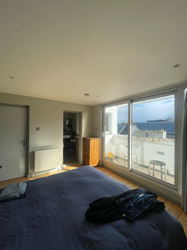Room Bethnal Green Road in Greater London