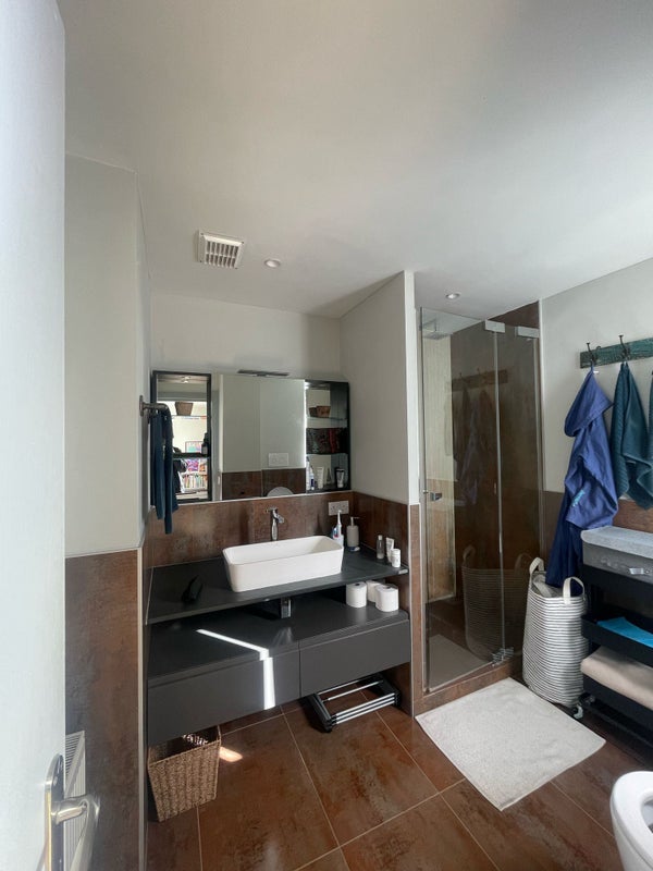 Room Bethnal Green Road in Greater London