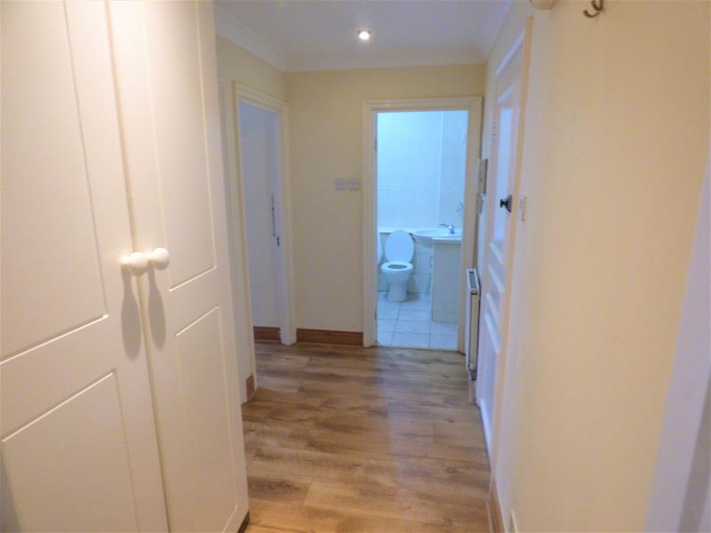 Flat Rye Lane in Greater London