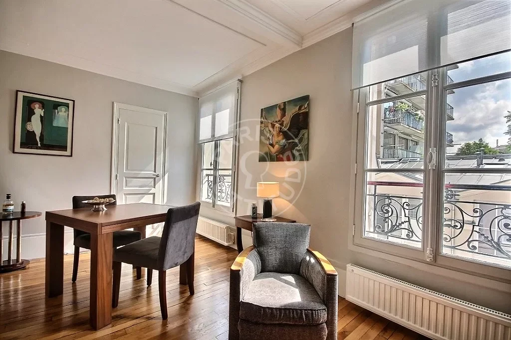 Appartement Rue de Vaugirard à Paris