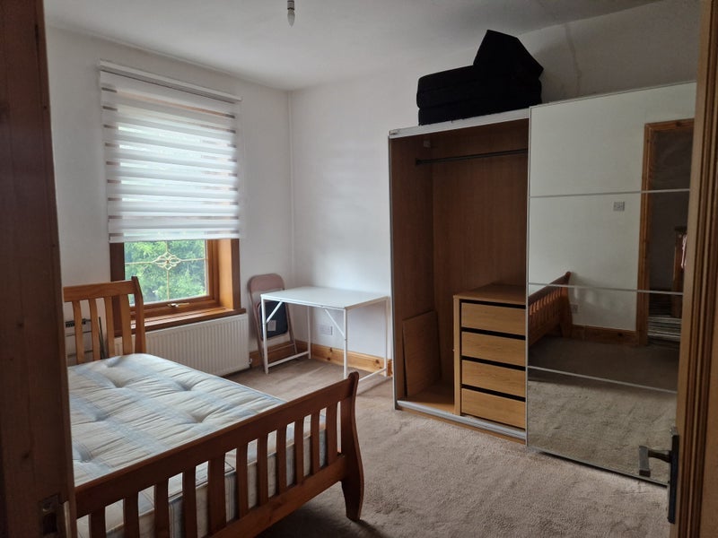 Room Clements Road in Greater London