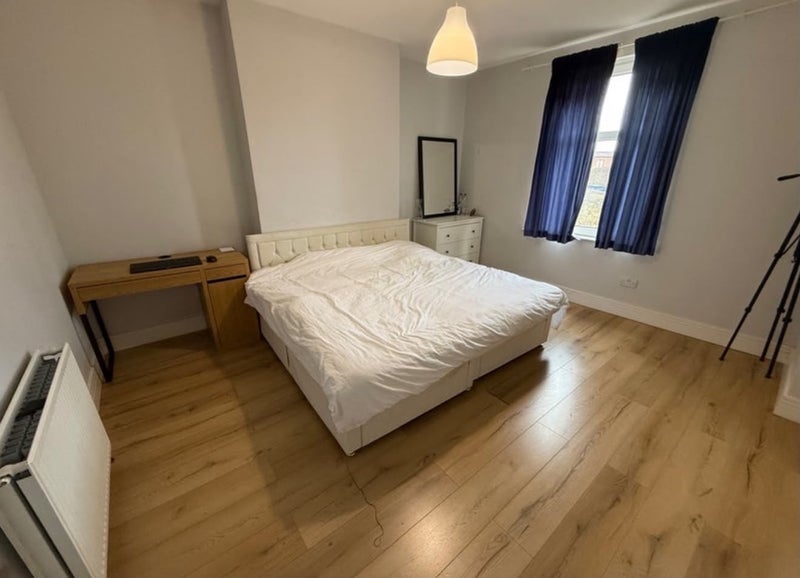 Room Stonyhurst Street in Glasgow