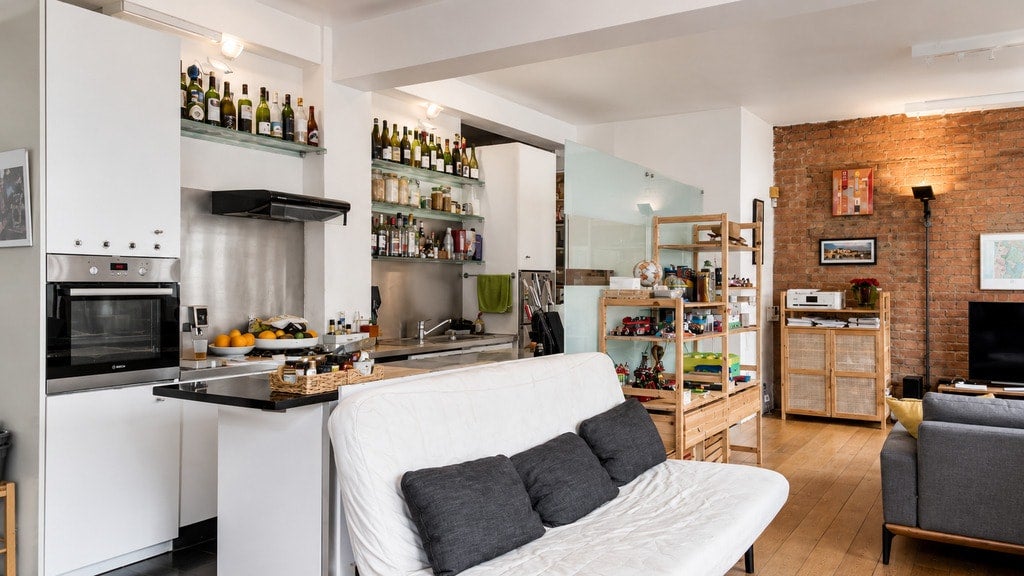Flat Plympton Street in City of Westminster