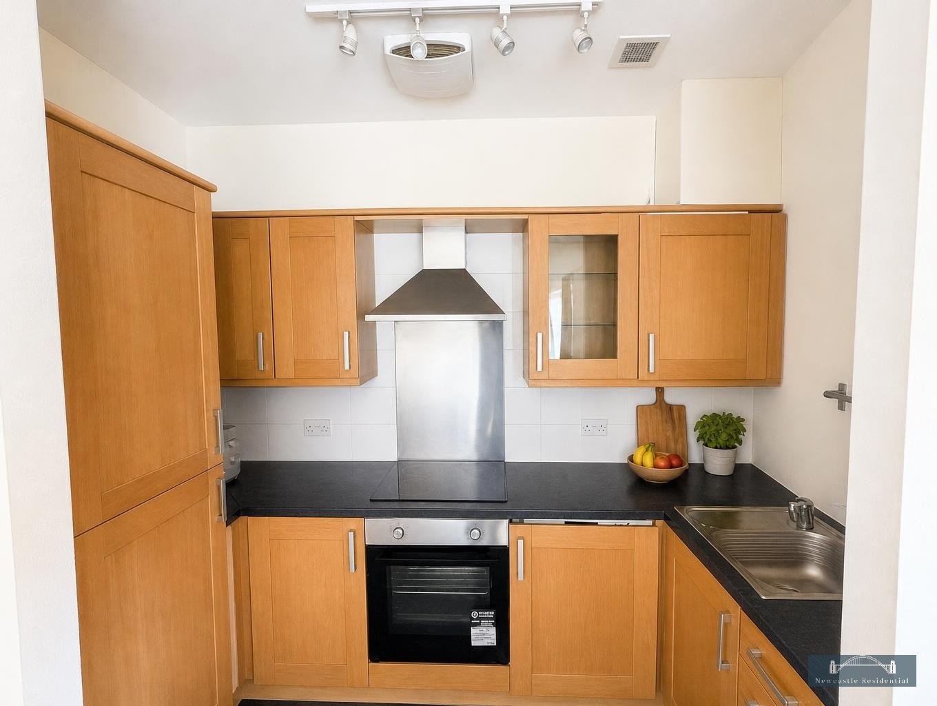 Flat Grosvenor Road in Newcastle upon Tyne