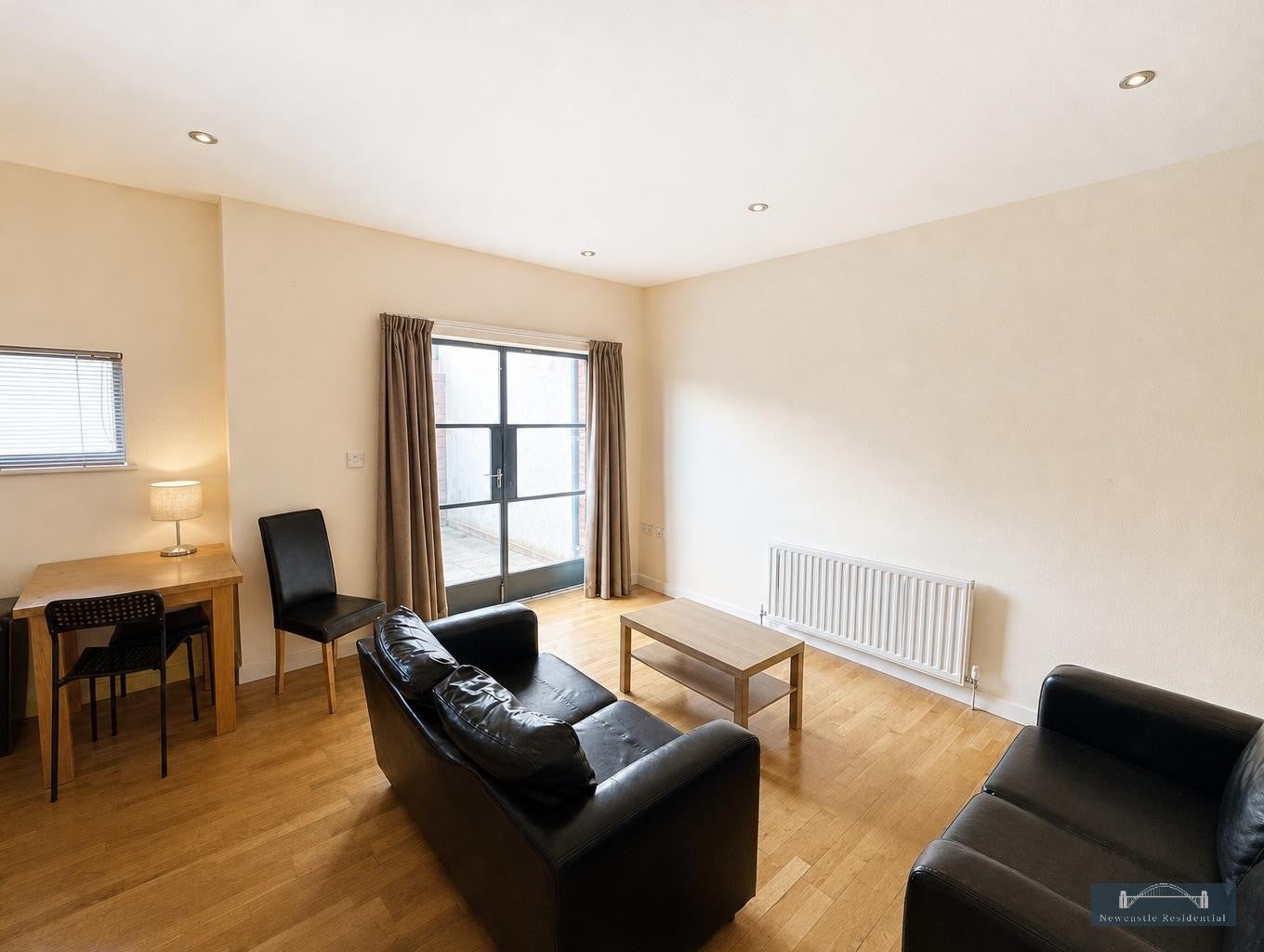 Flat Grosvenor Road in Newcastle upon Tyne