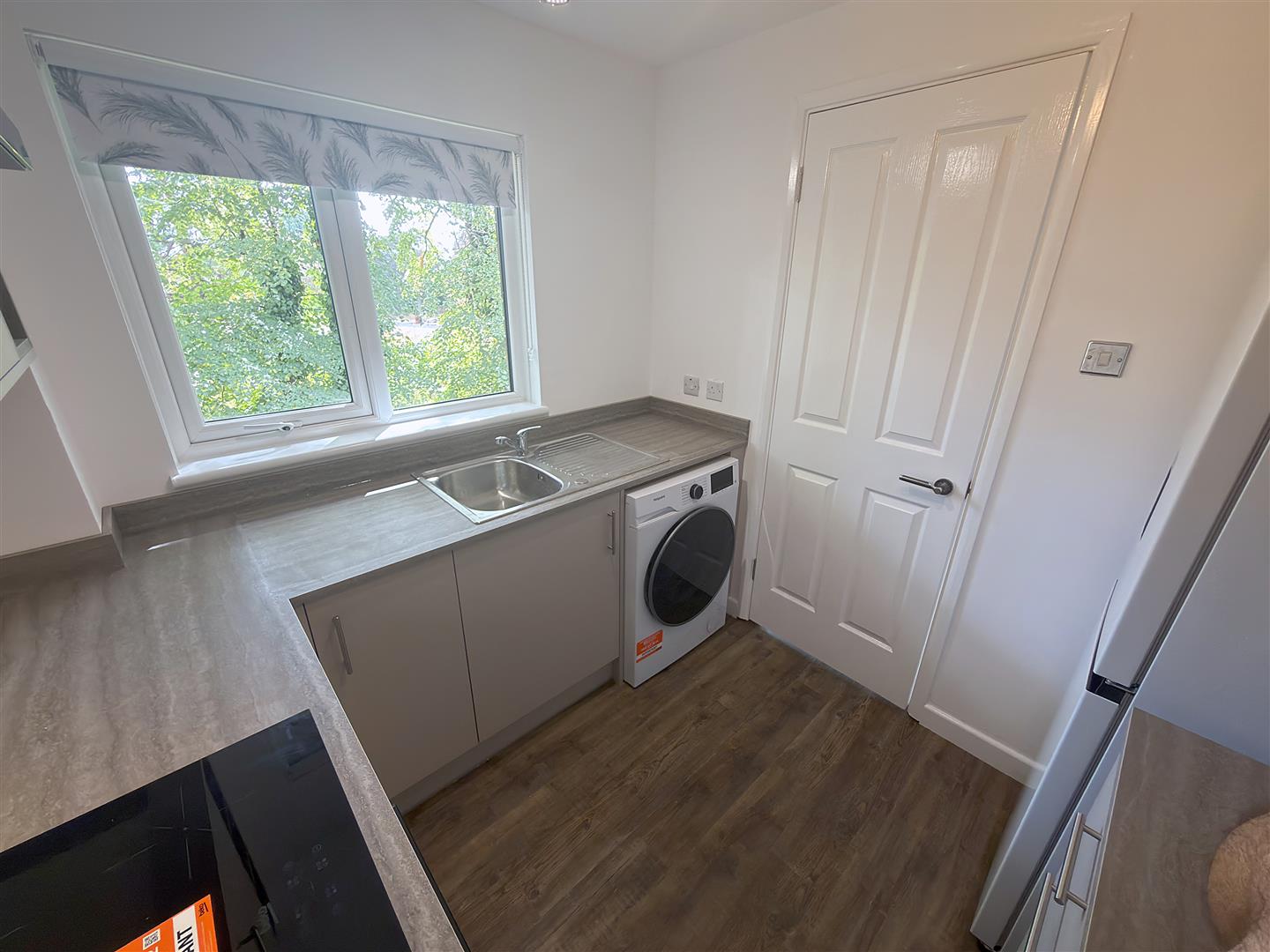 Flat Waterside Close in Greater London