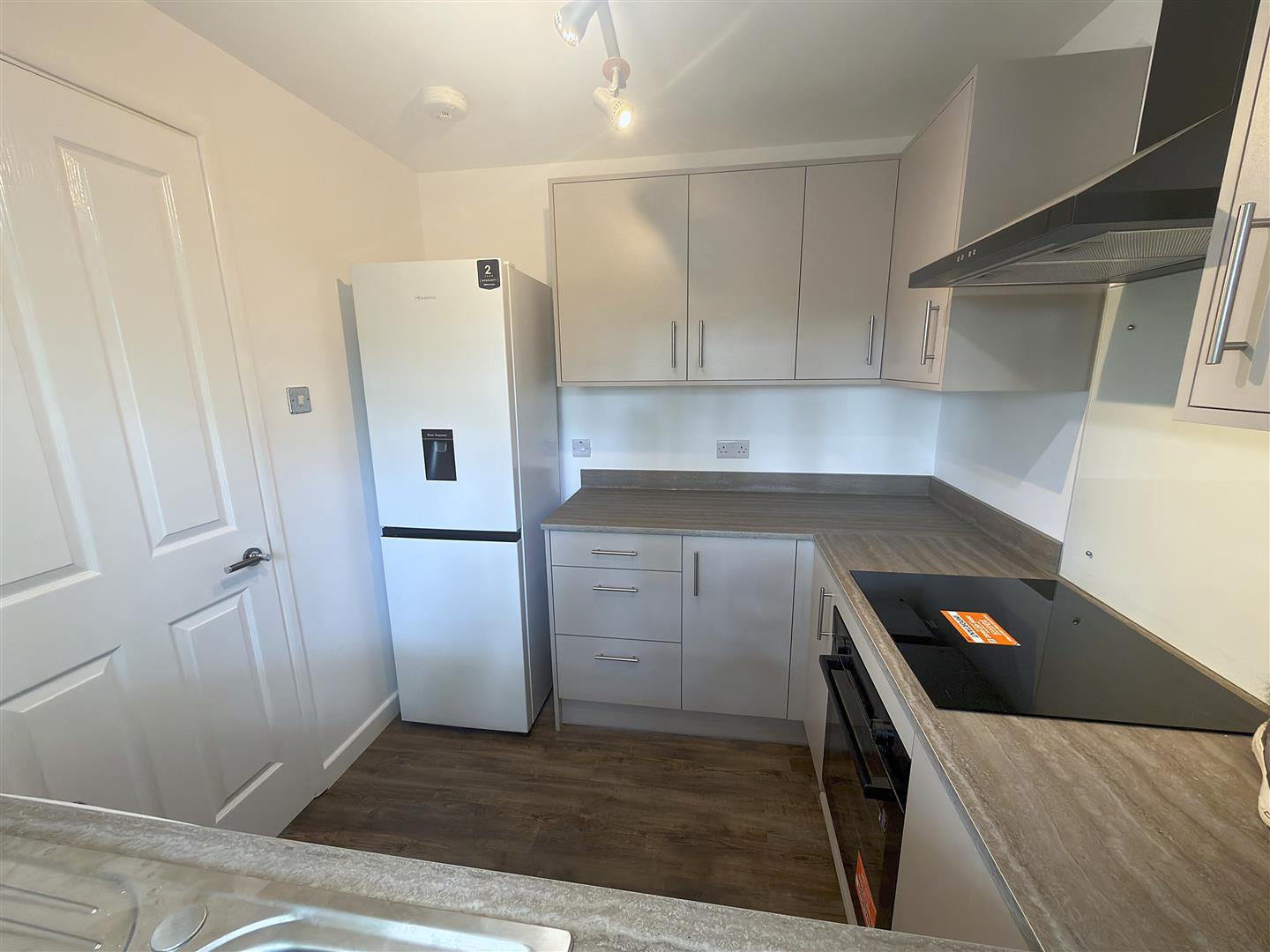Flat Waterside Close in Greater London