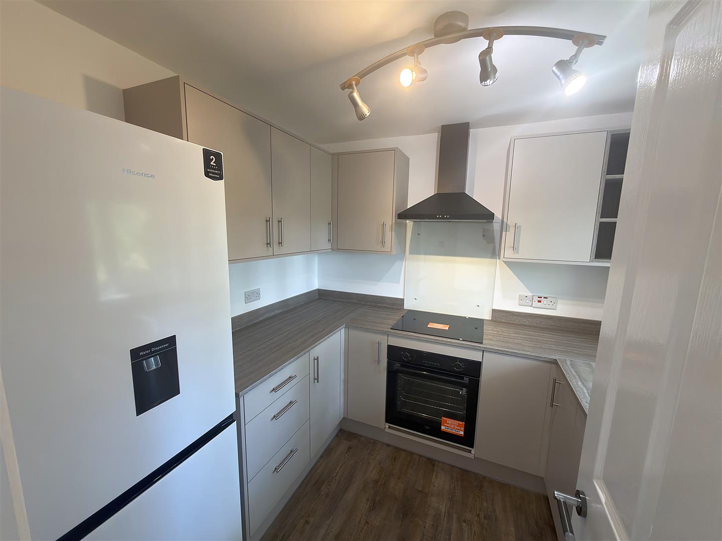 Flat Waterside Close in Greater London