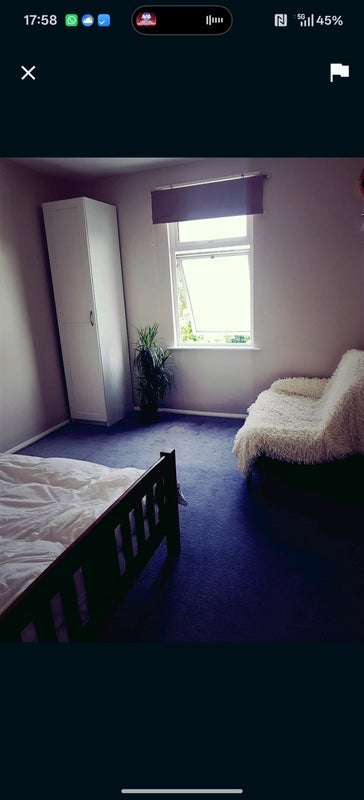 Room Meads Road in Greater London
