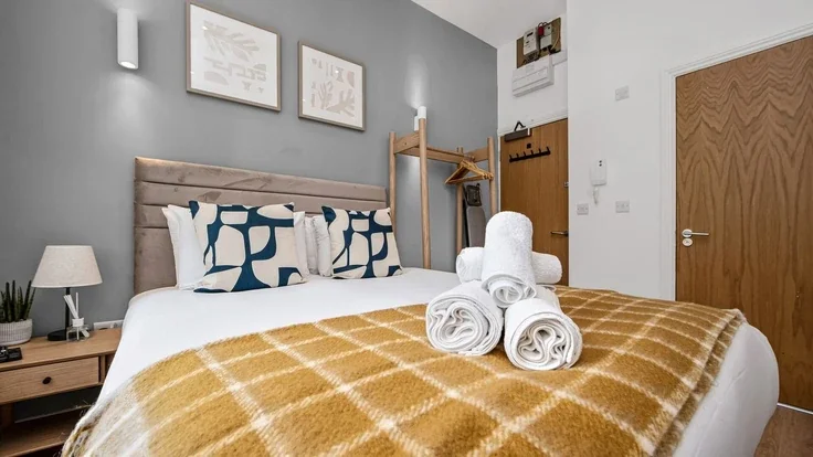 Flat Swinton Street in Greater London