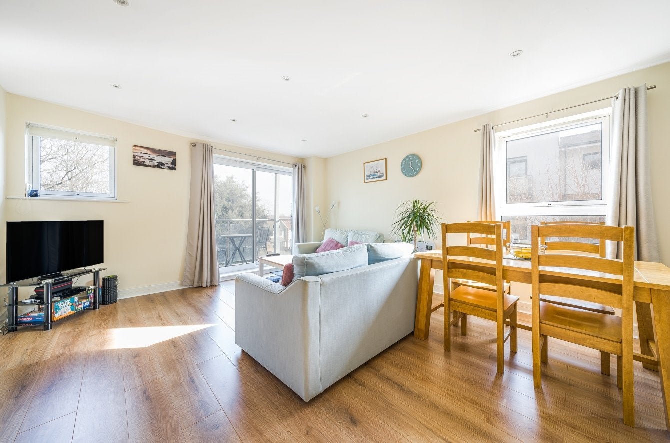 Flat Hither Green Lane in Greater London