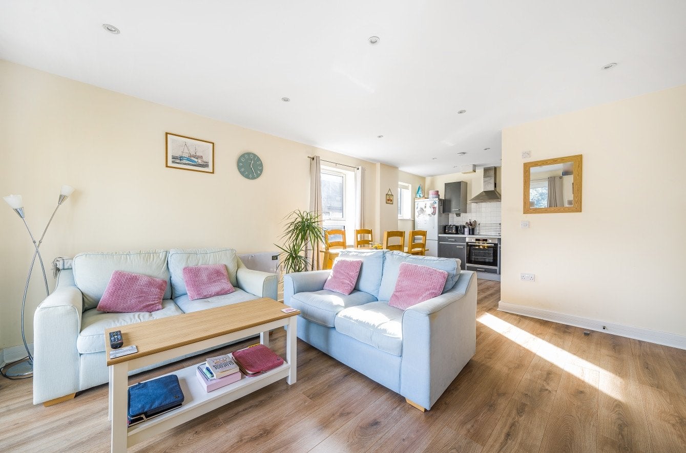 Flat Hither Green Lane in Greater London