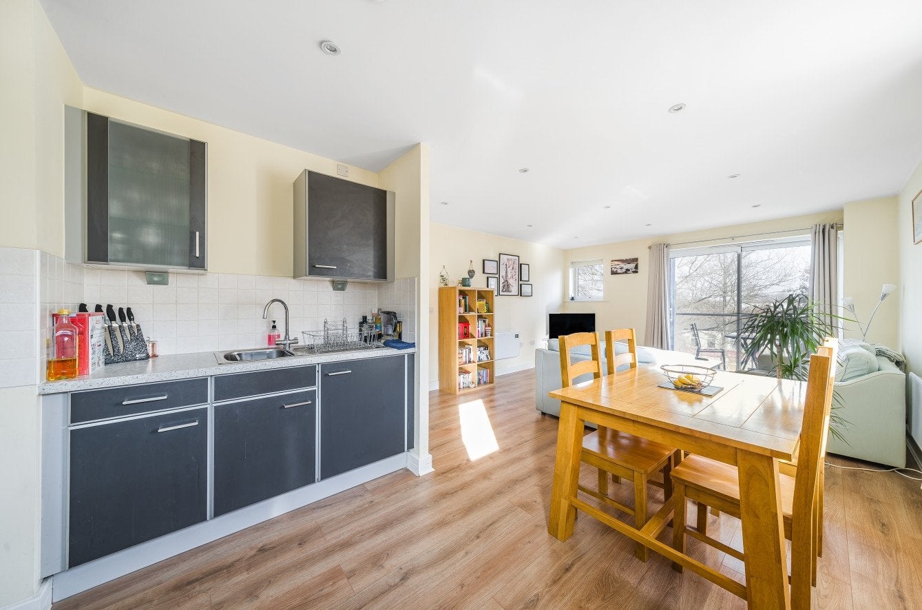 Flat Hither Green Lane in Greater London