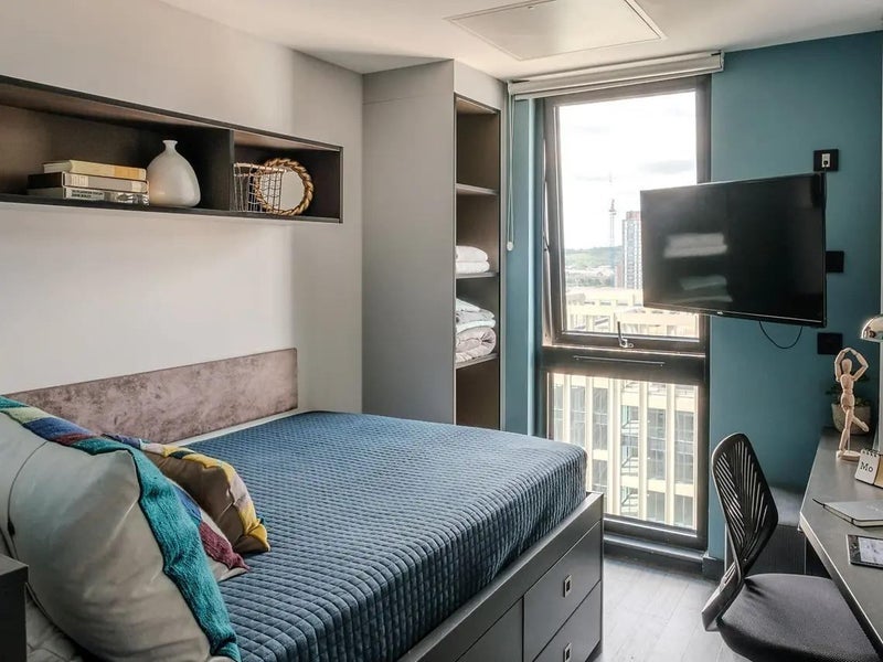 Room Herbert Street in Cardiff