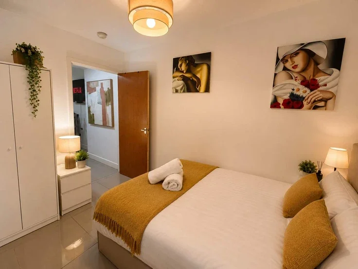 Flat Colum Place in Cardiff