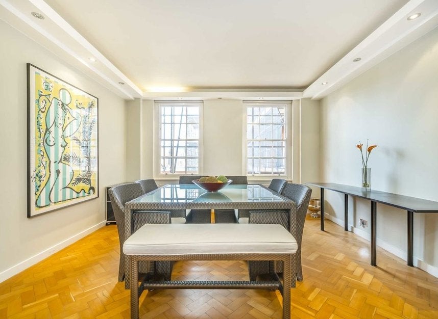 Flat Kensington Park Road in Greater London