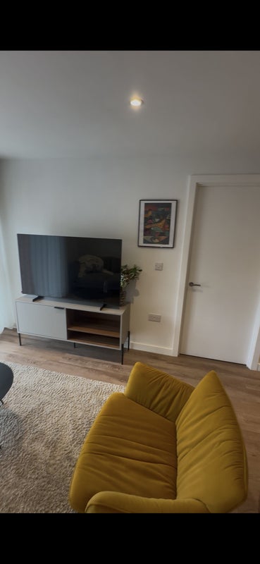 Room Upper Gough Street in Birmingham