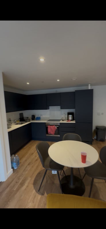 Room Upper Gough Street in Birmingham