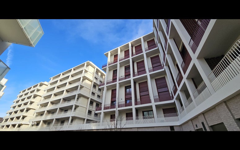 Flat Rue Frantz Fanon in Montreuil