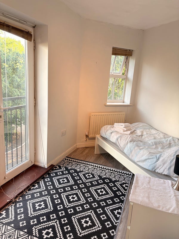 Room Osier Drive in Basildon