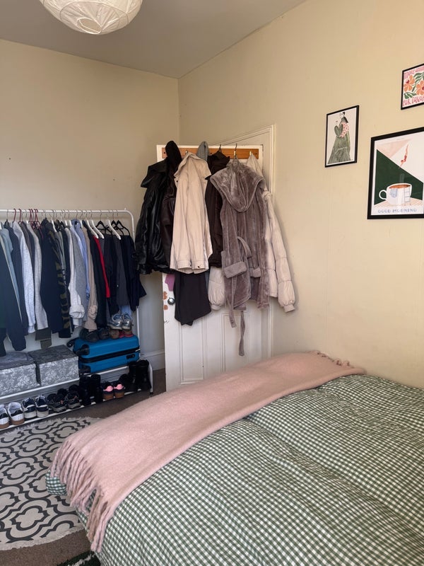 Room Rookstone Road in Greater London