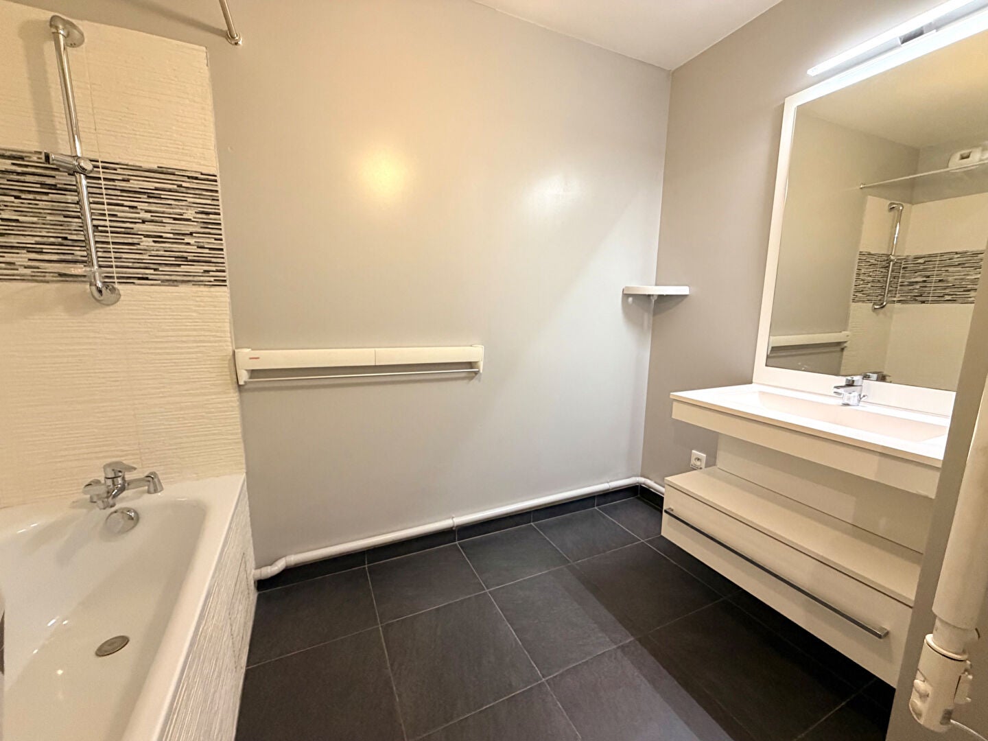 Flat Rue de Chanzy in Nanterre