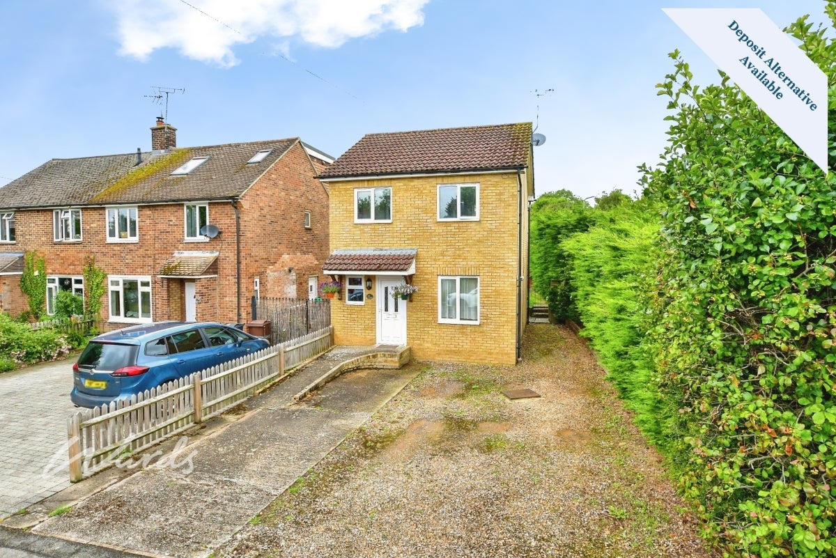 House Downs Way in Ashford