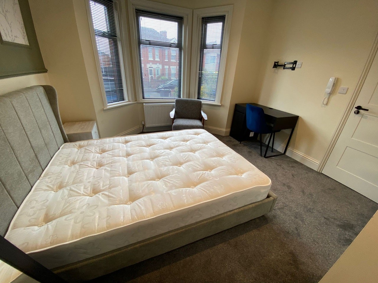 Room Jolliffe Road in Poole