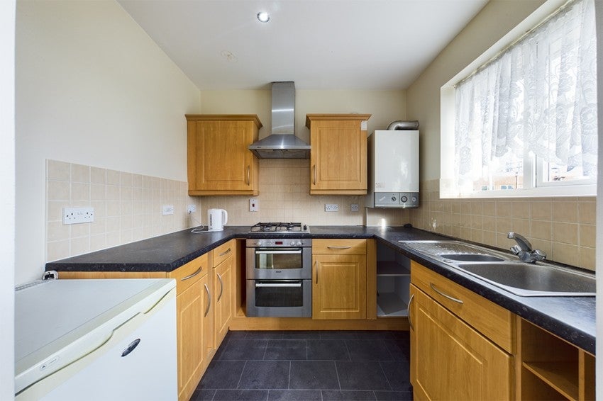 Flat Exchange Walk in Greater London