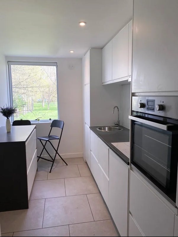 Room Motley Street in Greater London