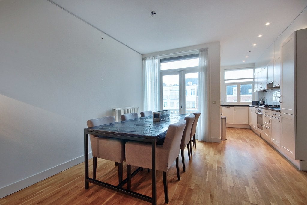 Woning te huur: Nieuwe Looiersstraat, Amsterdam