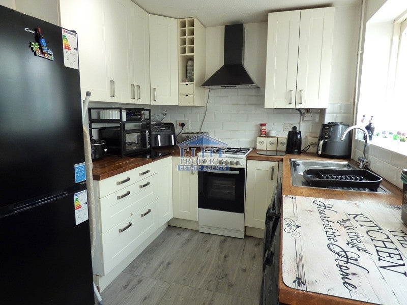 House Heol yr Eglwys in Bryncethin