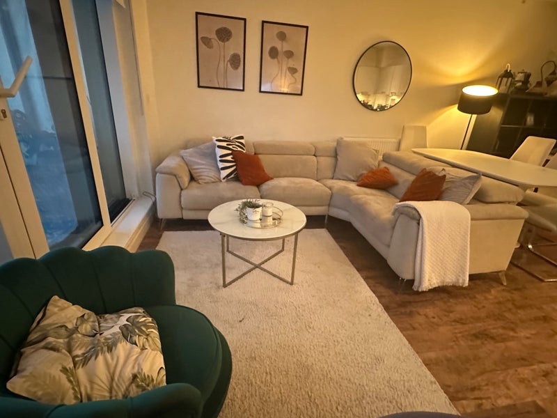 Flat Queenstown Road in Greater London