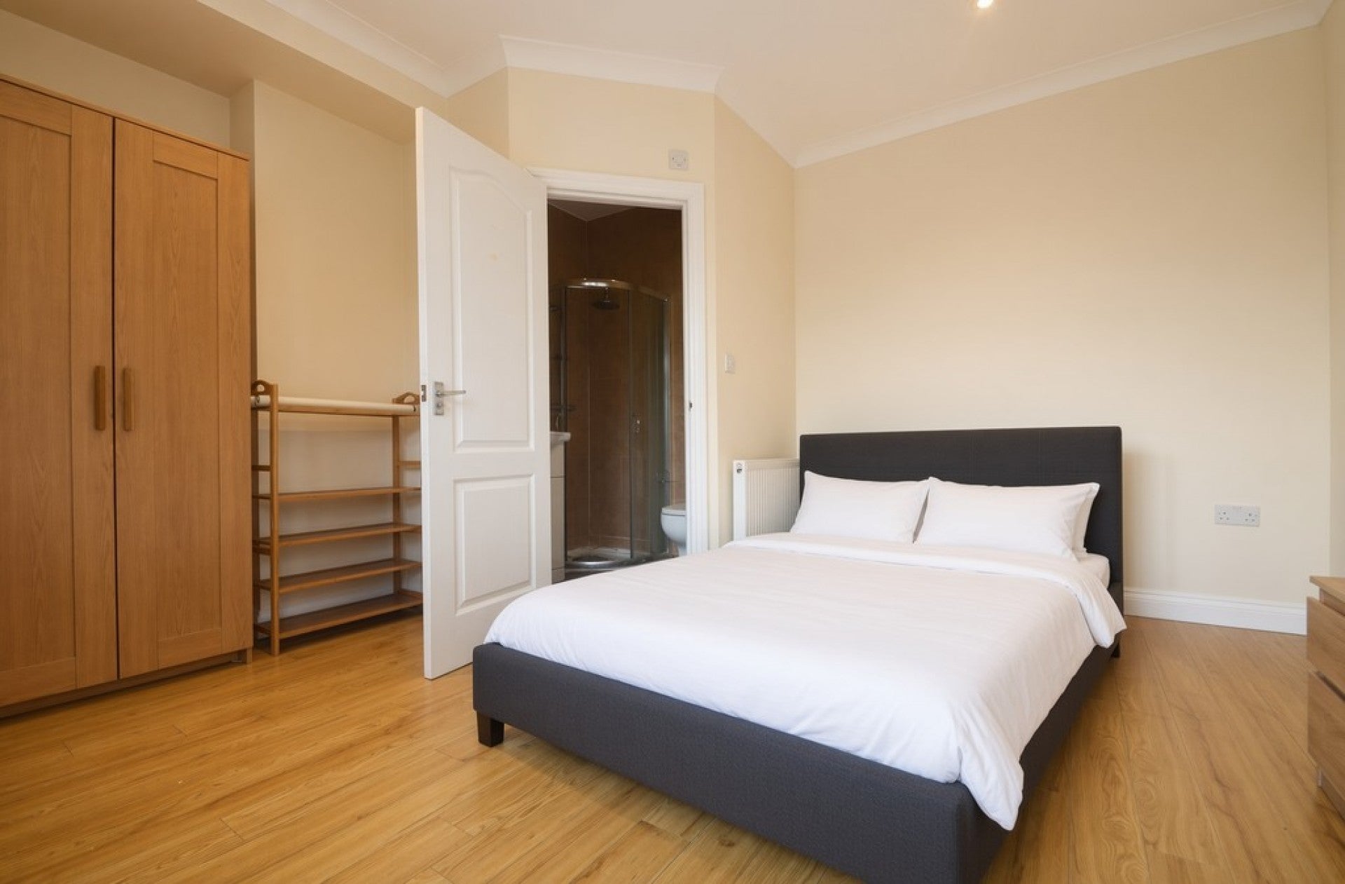 Room South Road in Borough of Runnymede