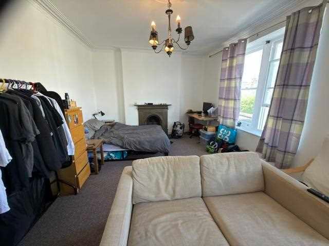 Flat Zetland Road in Bristol